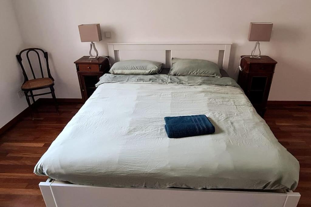 164 M2 Flat With Underground Parking In Lux City Appartement