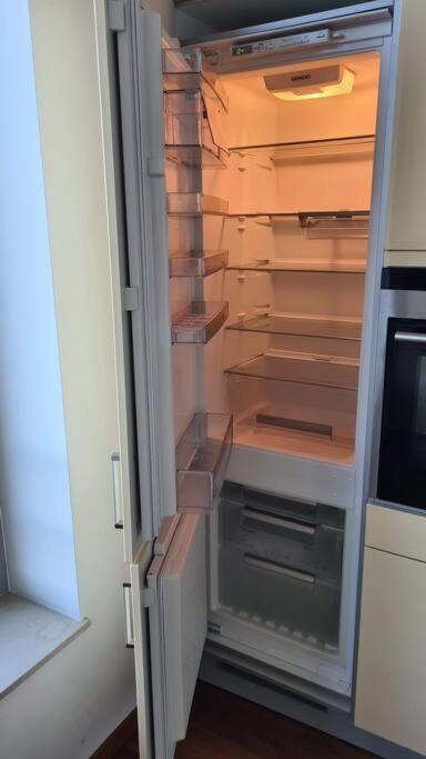 164 M2 Flat With Underground Parking In Lux City Appartement Luxembourg
