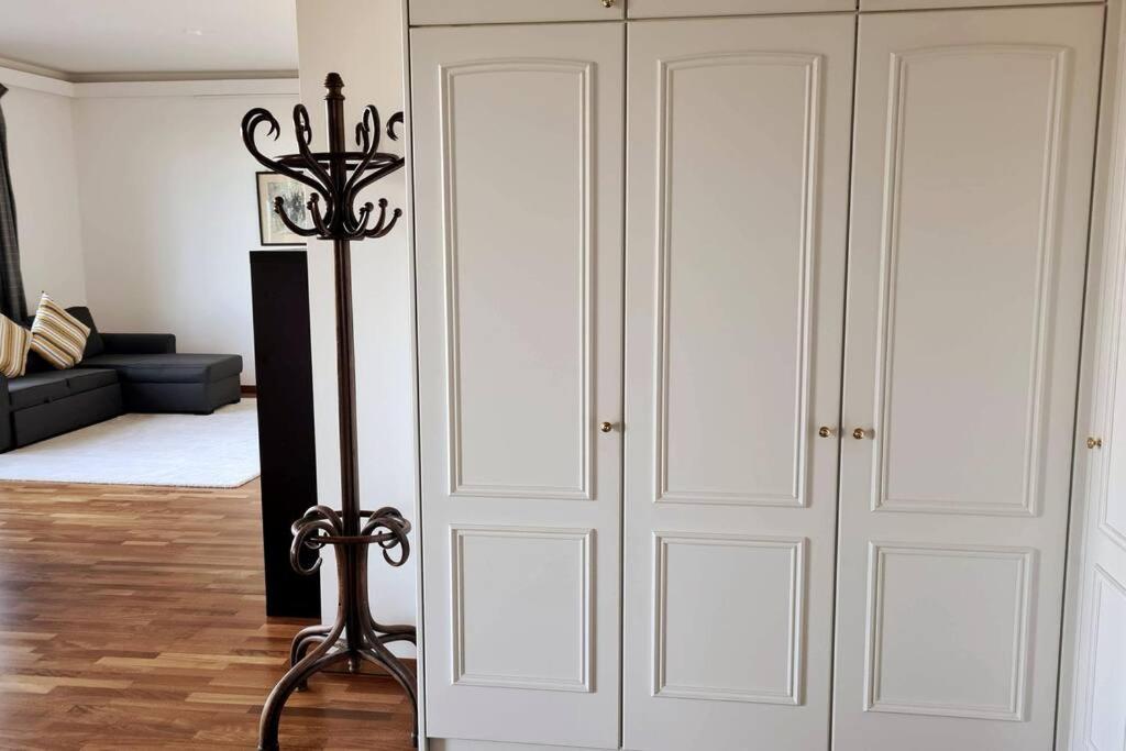 Appartement 164 M2 Flat With Underground Parking In Lux City